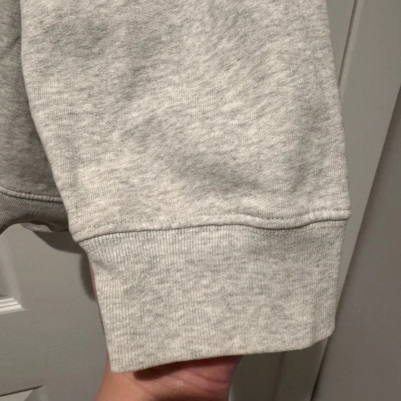 Auth. ✅ ANINE Bing “Tyler” Crewneck in “Gray” Size Medium🩶 - Picture 7 of 14